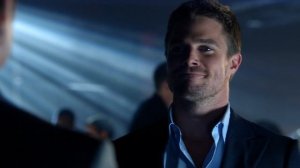 Стрела / Arrow – 1 сезон 3 серия