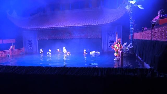 ТЕАТР КУКОЛ НА ВОДЕ В ХАНОЕ (Thang Long Water Puppet. Hanoi, Viet Nam) смотреть онлайн