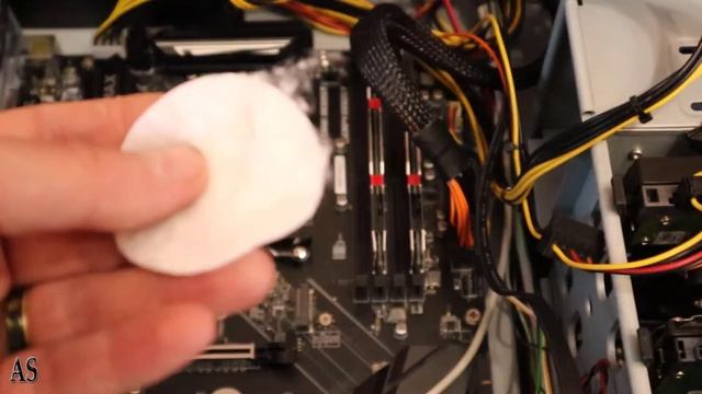 Замена термопасты на процессоре компьютера смотреть онлайн