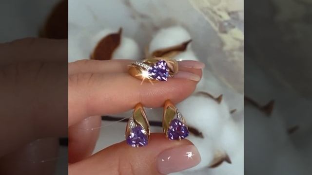 Александрит – очень редкий и дорогой минерал. смотреть онлайн