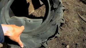 Обзор Порвалась Китайская Покрышка Ёлочка 6*12 на Мотороллере Муравье С Двигателем от Мотоблока.