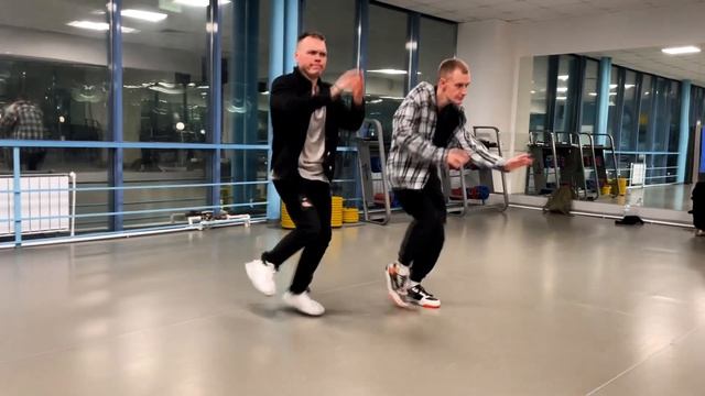 INSTASAMKA - ЗА ДЕНЬГИ ДА - Танец v.2 (Maloy-Di & Vova Legend) смотреть онлайн