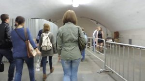 Станции метро Октябрьская - кольцевая и радиальная
