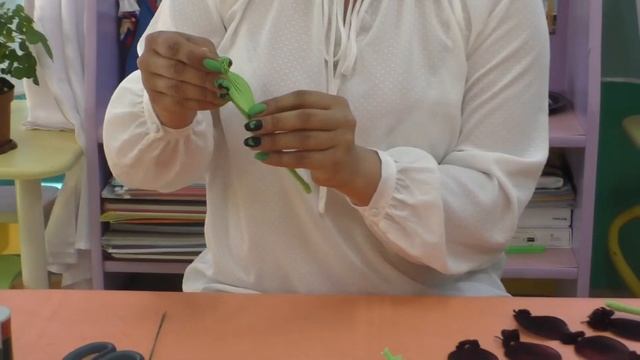 Мастер-класс "Цветок в чулочной технике"