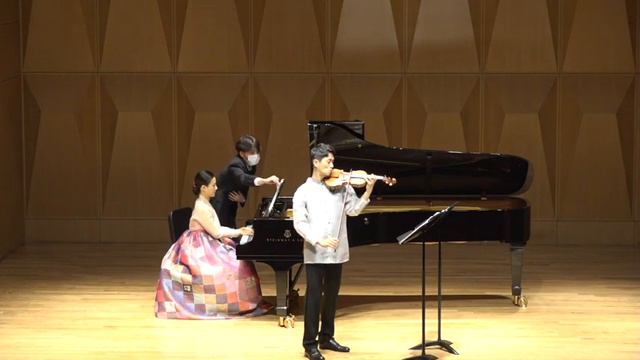 Khachaturian: Chant-Poème смотреть онлайн