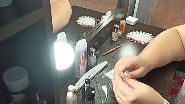 Маникюр обычным лаком Покупки для маникюра Хитрые котлеты Влог смотреть онлайн