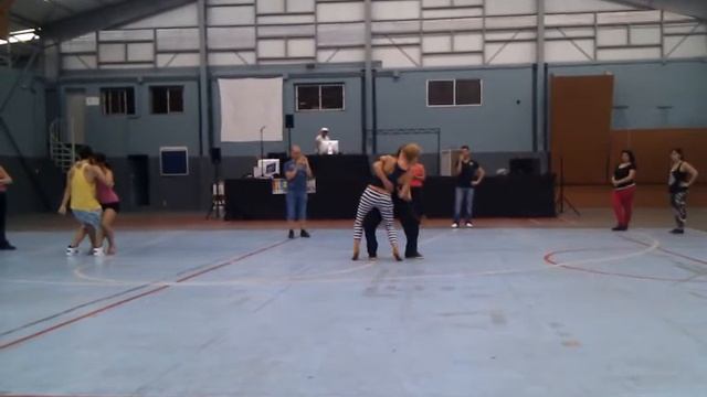 Fidel y Loli Bailando Bachata смотреть онлайн