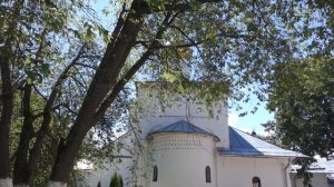 Псков с Вадимом Валентиновичем Нарциссовым июль 2016 Снетогорский монастырь.mp4