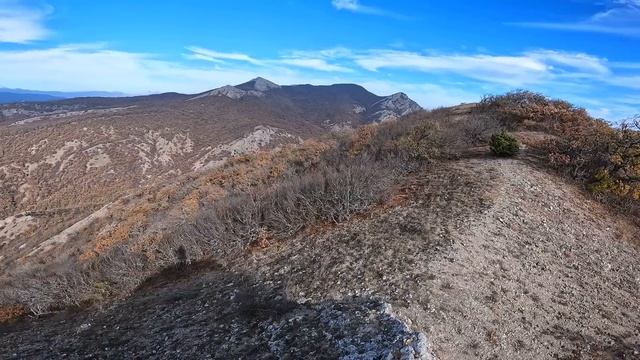 Солнечная Долина в Крыму. Кольцо Любви уникальная достопримечательность Крыма.