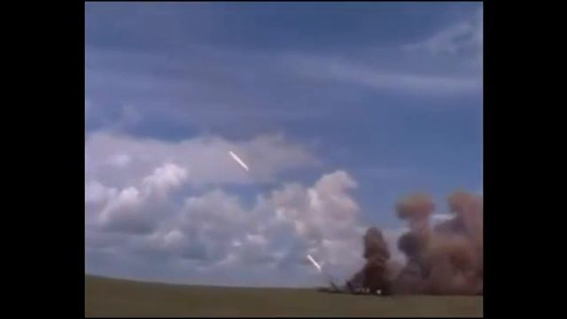 Все горит огнем! ГРАД стреляет прицельно...