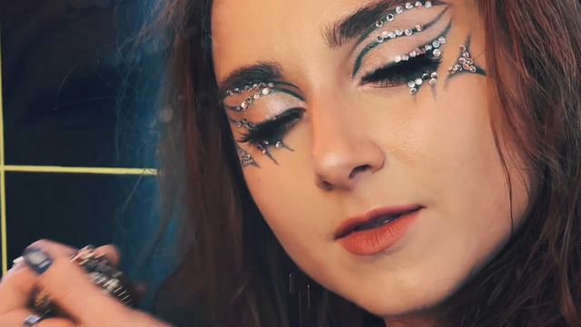 Клип TANSLU "Пробки" [снято на iPhone - coupleinvideo.ru]