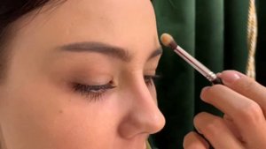 Как нанести тональный крем, чтобы его никто не заметил?