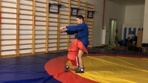 Техника ЧЕМПИОНА. ПРОХОД В НОГИ с колен (MOROTE-GARI). МСМК по самбо, МС по дзюдо Владислав Мацков