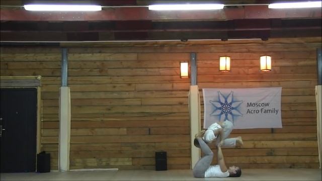 Фестиваль Акро-йоги на Алтае. Даша Калиникина, Толик Земских. смотреть онлайн