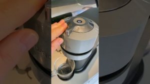 КОФЕМАШИНА NESPRESSO VERTUO NEXT, ПЕРВОЕ ВКЛЮЧЕНИЕ, ОБЗОР