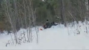 Было их с урядником тринадцать