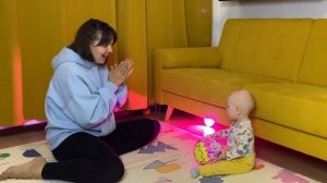 7 ЛУЧШИХ ИГРУШЕК для развития детей в 6-9 месяцев | Игры на развитие мелкой моторики и речи