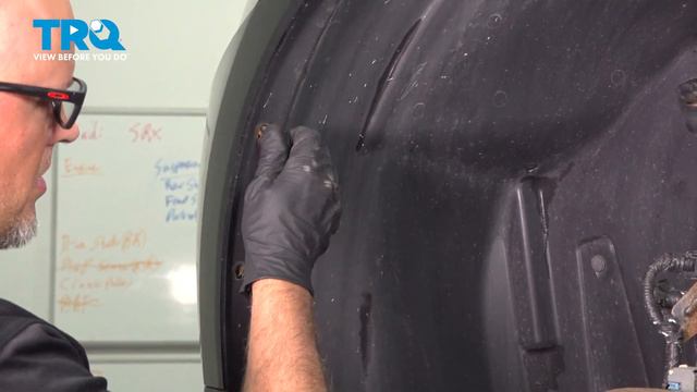 How to Replace Front Inner Fender Liners 2010-2016 Cadillac SRX смотреть онлайн