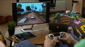 Как подключить джойстик PS4 или XBOX к iPad