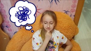 ПРЕВРАТИЛАСЬ МАЛЕНЬКАЯ.  Пауки в комнате. быть никем и ничего не делать. Бардак у ЛЯЛИ.
