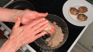 ВКУСНЫЕ И НЕЖНЫЕ КОТЛЕТЫ ИЗ ФАРША ИНДЕЙКИ |СЫТНЫЕ КОТЛЕТЫ|С ПЫЛУ С ЖАРУ|