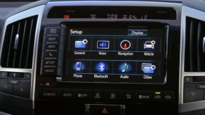 2013 Land Cruiser How-To: Bluetooth® | Toyota