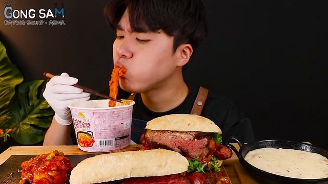 ASMR MUKBANG 햄버거 & 치즈 퐁듀 & 치킨먹방! FIRE Noodle & FRIED CHICKEN & CHEESE STICK EATING SOUND! смотреть онлайн