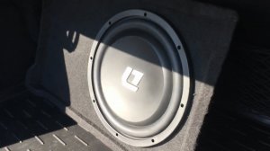 DL-Audio Barracuda 12A Flat - Прокачивает седан!