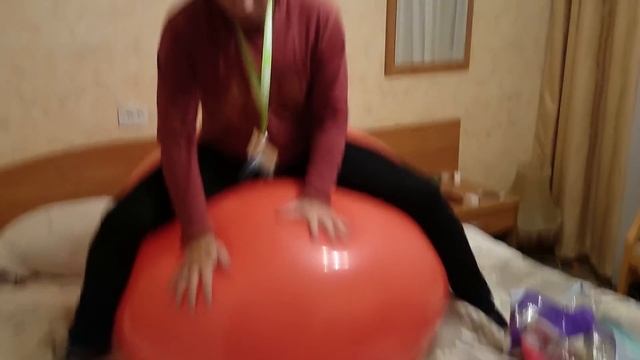 Sit pop big beach ball смотреть онлайн