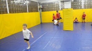 прыжки на одной ноге Самбо-81