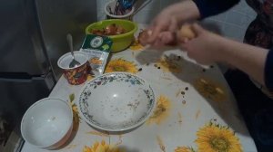 Свиной рулет с изюмом и орехом