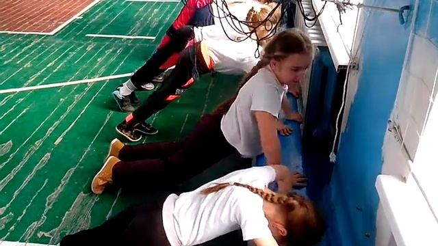 Сгинание разгибание рук в упоре девочки смотреть онлайн