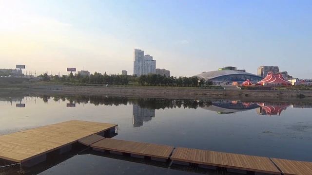 Набережная р. Миасс | Пятничный вечер | Прекрасная атмосфера и отличное настроение. смотреть онлайн