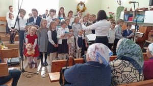 Осень золотая - детская песня