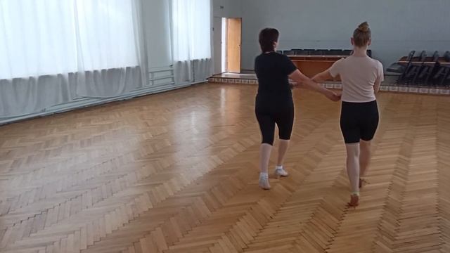 Маленький танец . Обучение. Упрощённый вариант танца полька. смотреть онлайн