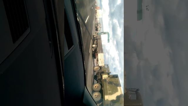 Неизвестная военная техника на Кад в Спб. смотреть онлайн