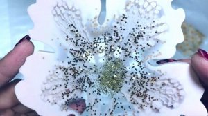 НЕЖНЫЙ ПОДНОС с эпоксидной смолой и декором.