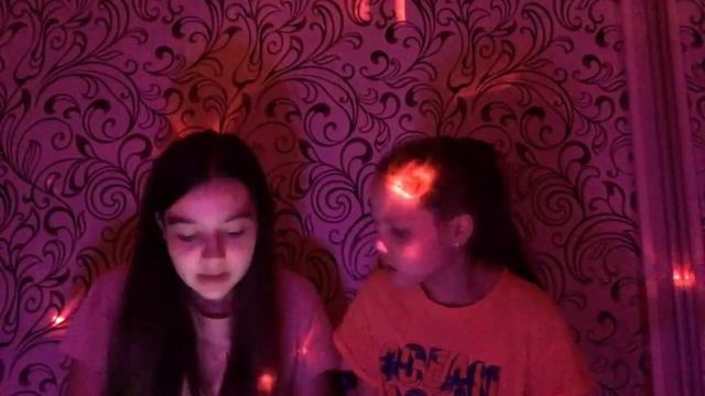 Кто быстрее угадает песню 👀 смотреть онлайн