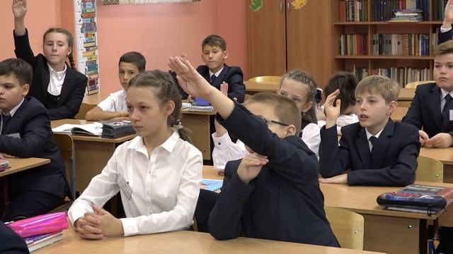 В пятом лицее Оренбурга открылся профильный авиационный класс
