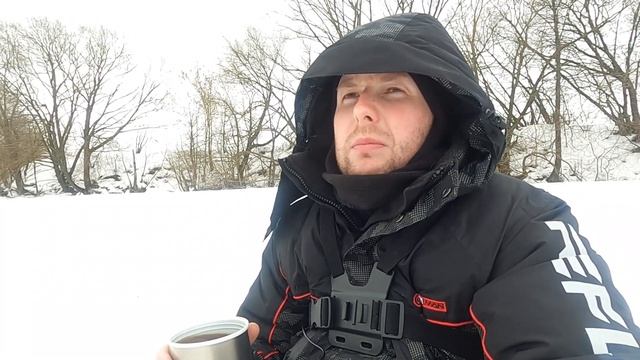 Зимний спиннинг на Москва-реке в начале марта!