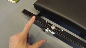 Подкатной лежак WDK-86044 | Лежак-тележка | Складной лежак автомобильный