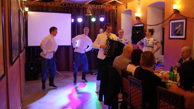 Шоу- программа Russian style :"Опа, Рашн стайл ". Пётр Матрёничев. смотреть онлайн