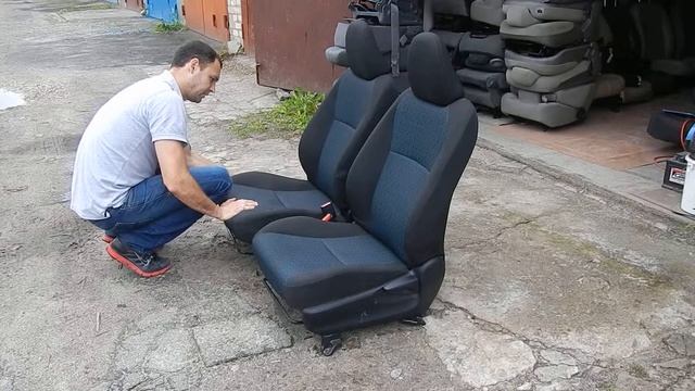 TY-3 Toyota Yaris (new) - передние смотреть онлайн