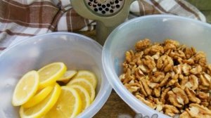Рецепт меда с грецкими орехами и лимоном