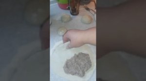 Как слепить чебурек
