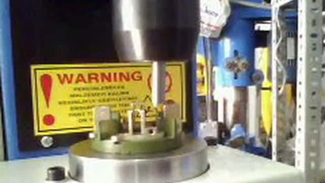 Орбитально клепальная машина с автоматической поворотной оснасткой смотреть онлайн