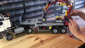 Lego Technic Mercedes-Benz Arocs 3245, 42043 B-model: Functions