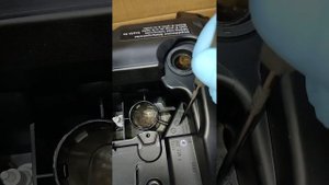 Пока идёт сборка BMW n52? покажу интересные моменты клапанная крышка мембрана ВКГ и её проверка?