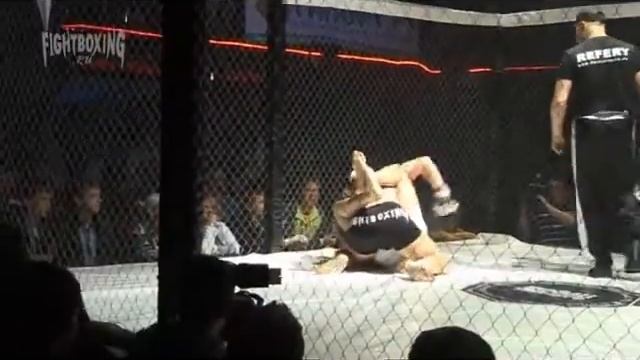 ММА - Fight Boxing турнир Клетка 27.05.2010 С.Яковлев vs С.Козин
