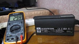 Окончание зарядки гелевых аккумуляторов.